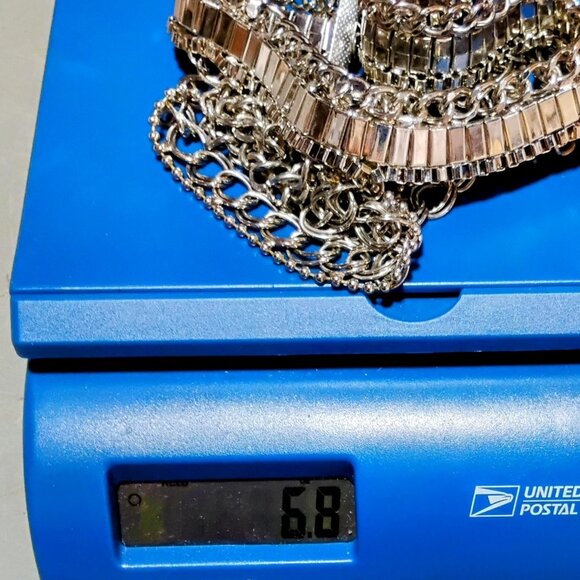 Statement necklace with howlite stone 13" multi layer costume jewelry - Picture 10 of 10